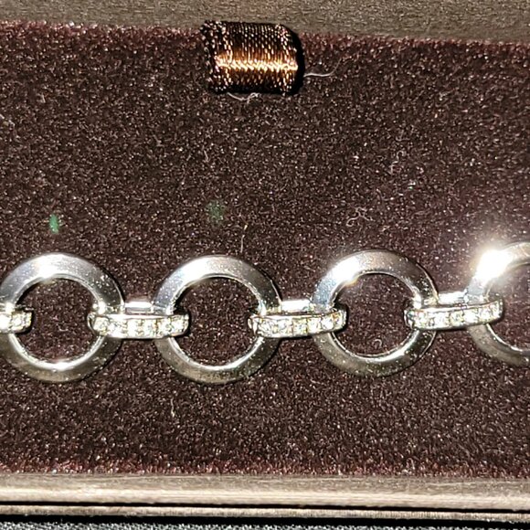 Fossil Glitz Charm Bracelet Silver Rhinestone OC Tanner New! Pretty - Picture 1 of 7